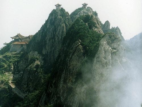 首页 景点门票 宜宾景区门票 屏山老君山 预订须知 门票信息:25元/人
