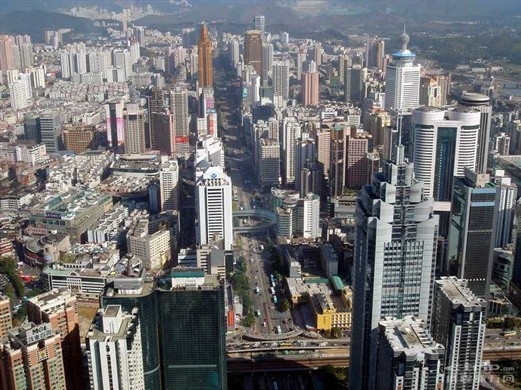 从地王大厦俯瞰深南大道