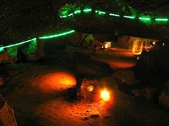 龙门溶洞风景区