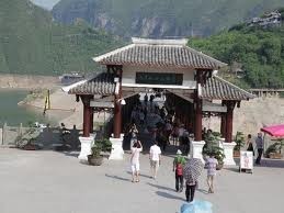【常规】＜新三峡全景往返六日游＞含往返动车，重庆开航