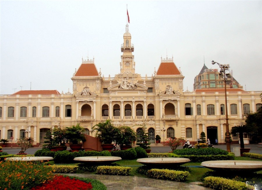 西贡市政厅20130707430