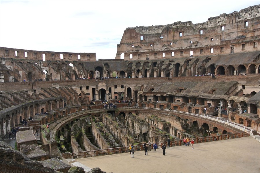 罗马斗兽场20130718674