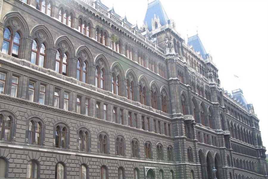 维也纳市政厅201308102331