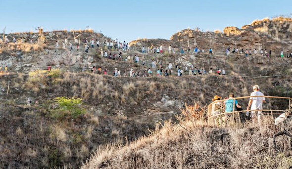 钻石山1.jpg