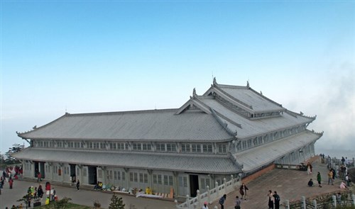 银殿