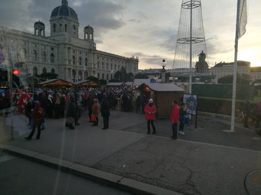 玛利亚.特蕾莎广场1