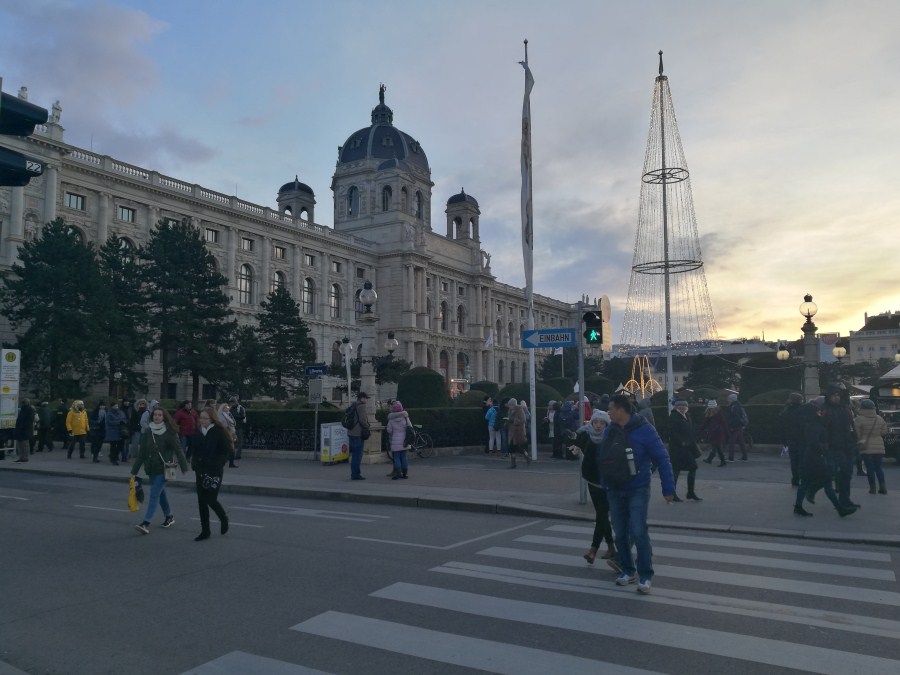 玛利亚.特蕾莎广场3