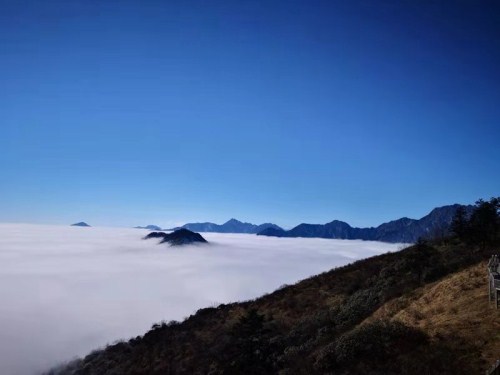 西岭雪山