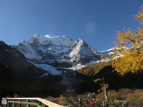 亚丁风景区