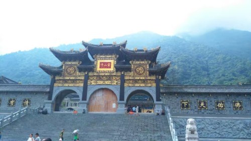 灵山寺